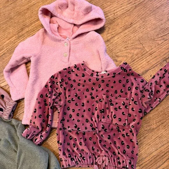 Toddler Girl Bundle (8 Items) | 2T - Picture 6 of 7